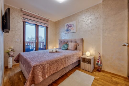 Lux MB Apartman 1 (16)